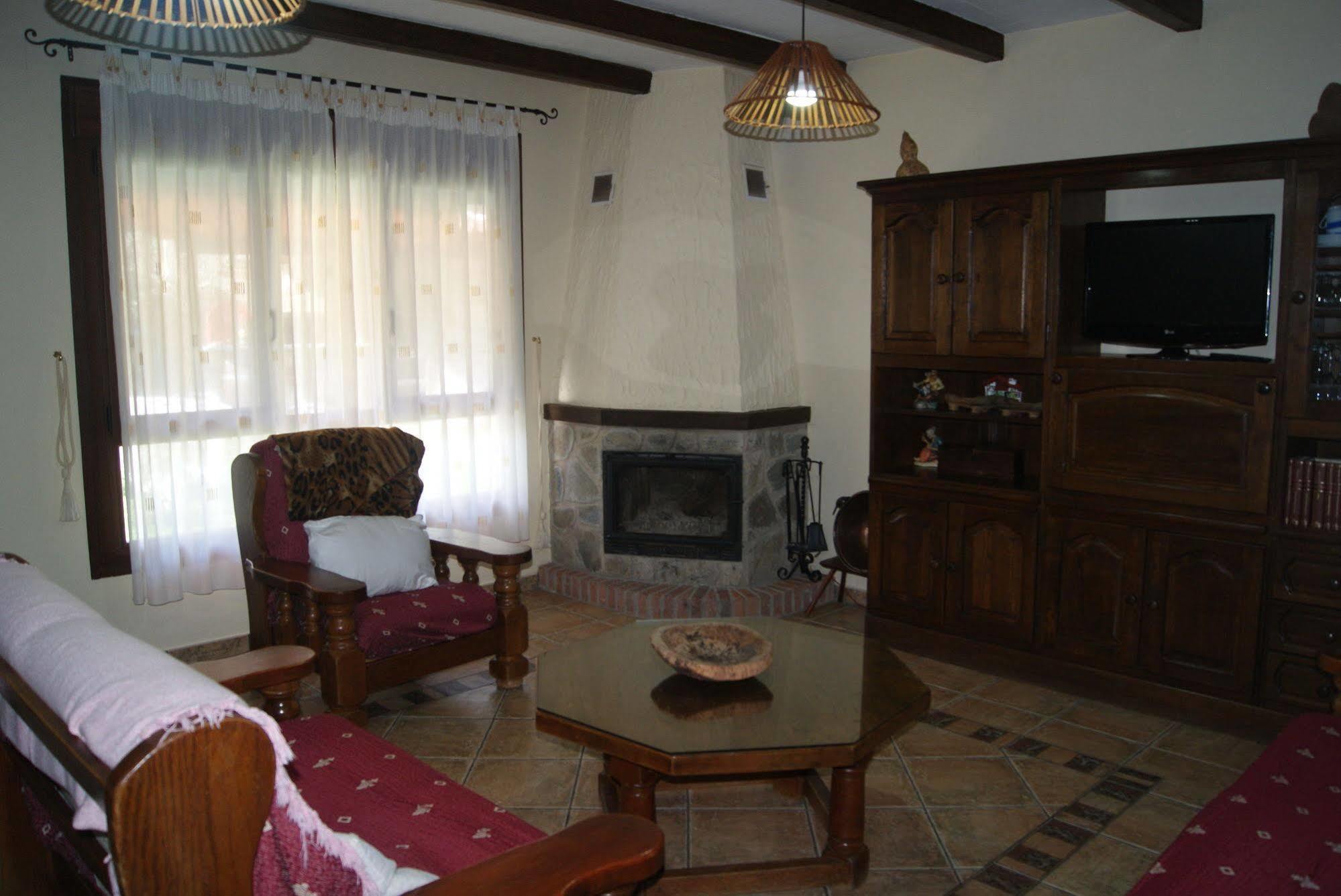 Casas Rurales Arroal Сотосеррано Экстерьер фото